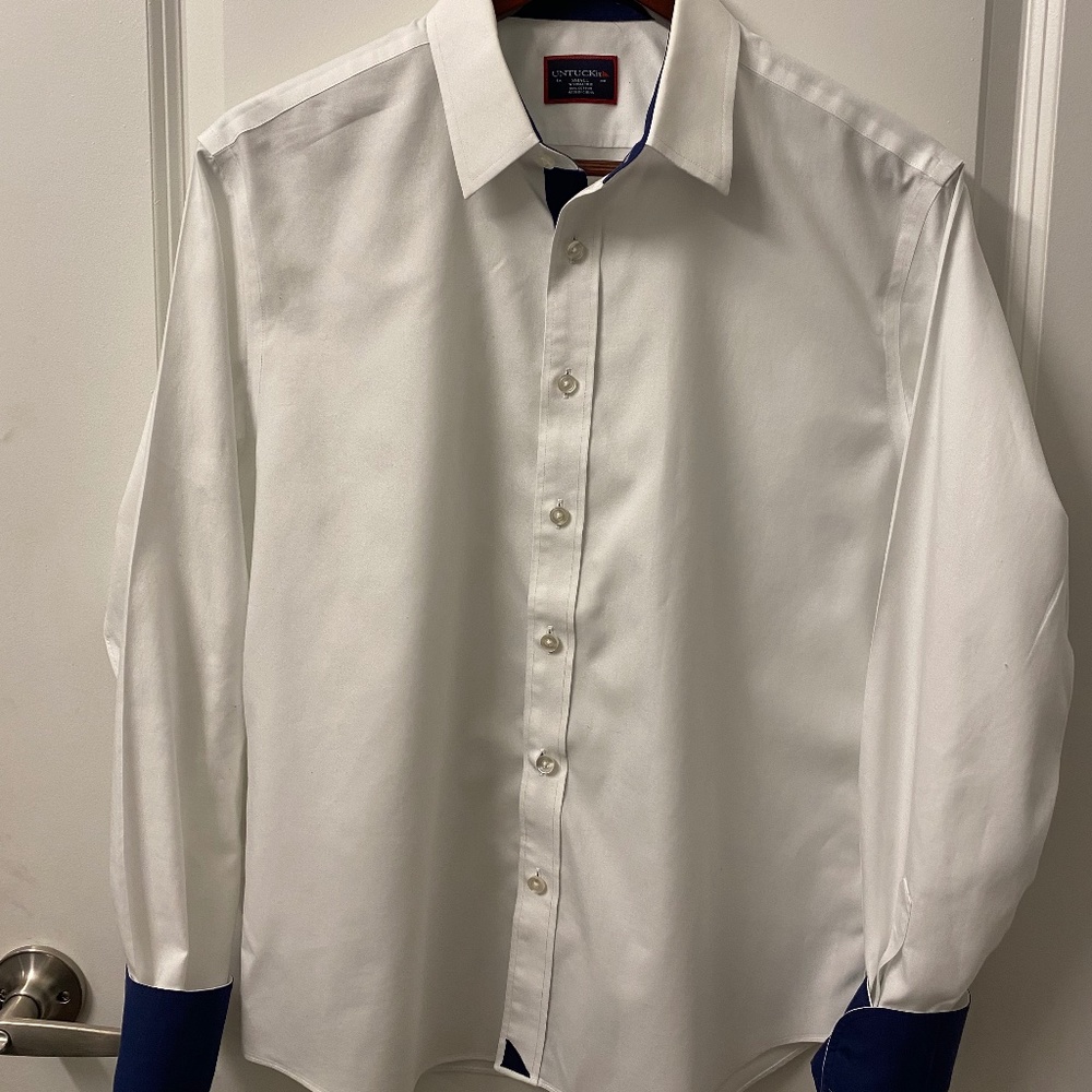 Long Sleeve White Untuckit Dress Shirt-small